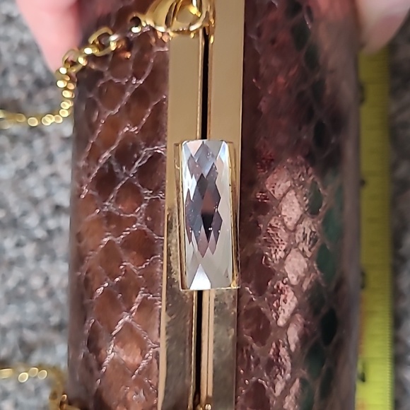 Purse - Picture 2 of 4